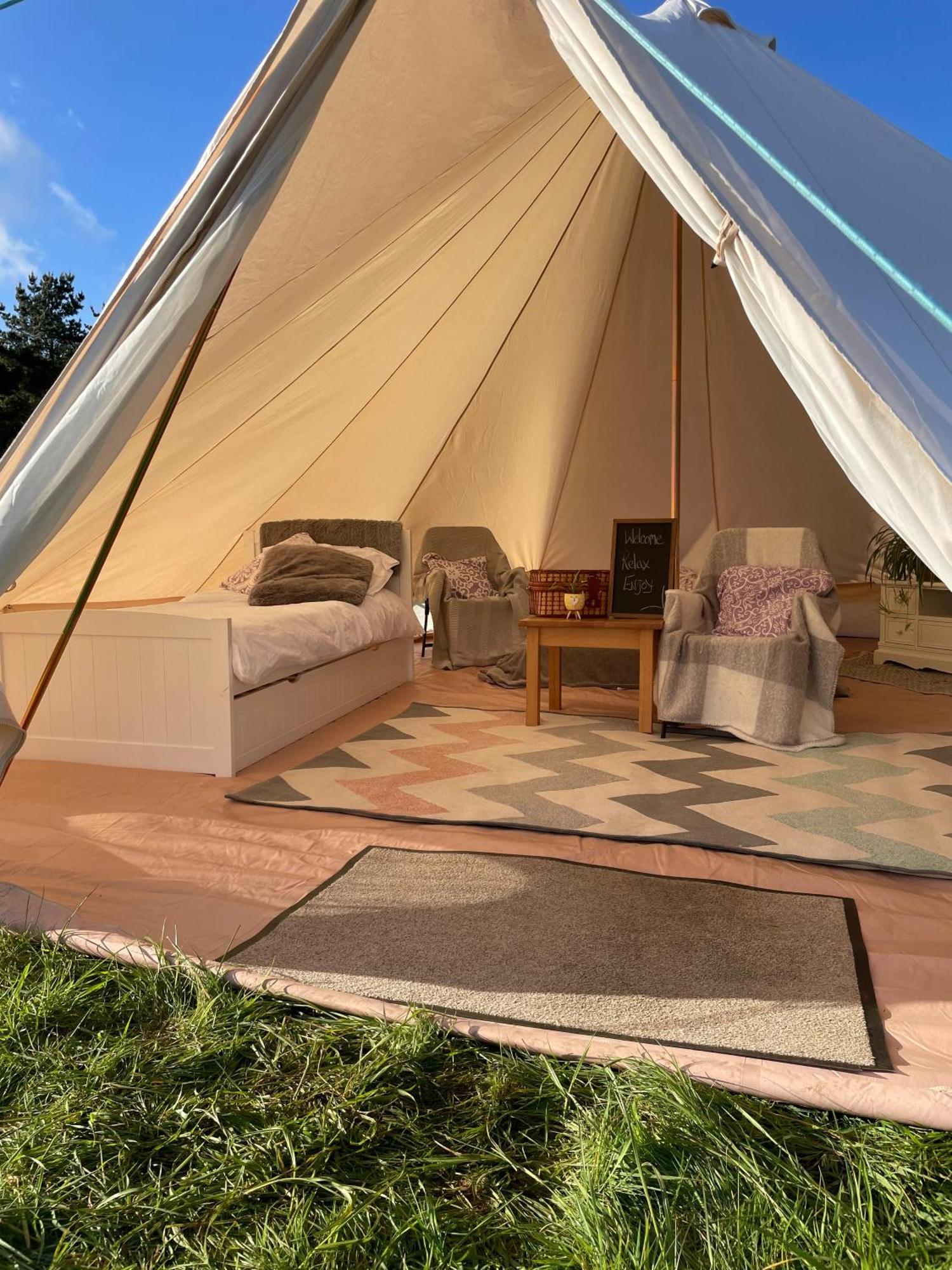 Luxury tent Trevena Cross Glamping & *