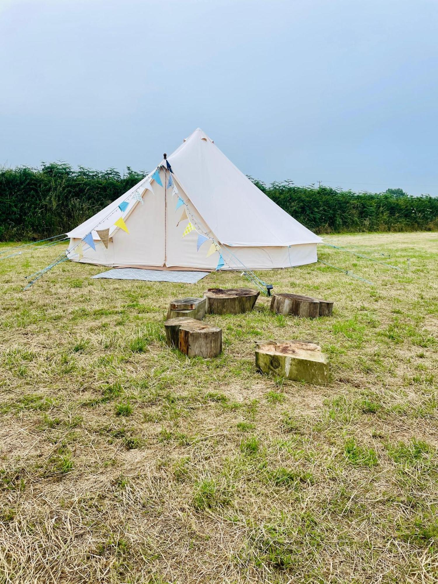 Tente de luxe Trevena Cross Glamping & *